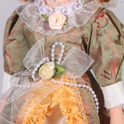 DOLL porcelánová panenka v zámeckých šatech Babeta 30 cm - 2